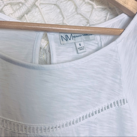 Neiman Marcus floral embroidered flutter sleeve Flowy fit - Picture 4 of 4